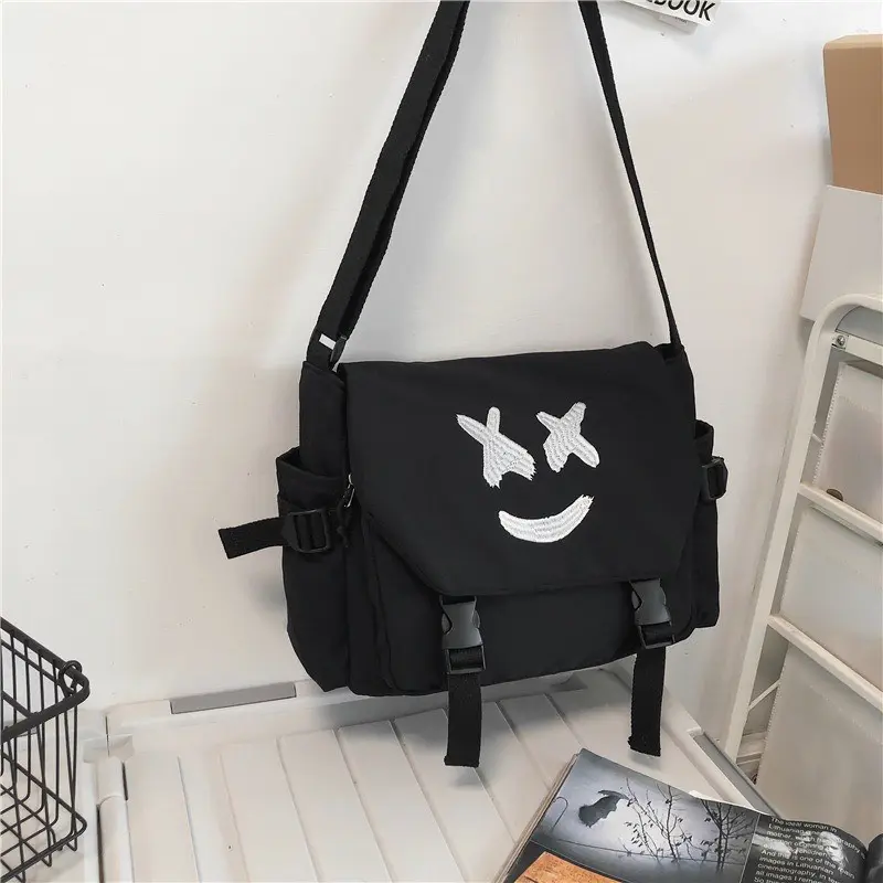 Túi đeo chéo canvas XX dễ thương unisex học sinh sinh viên cao cấp ulzzang, cặp đi học đi chơi nam nữ hàn quốc 1