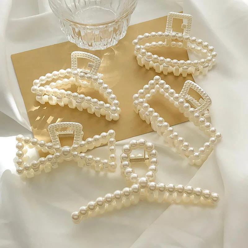 Product Introduction of Elegant Pearls Beads Hairpin for Women Fashion Geometric Hair Claw Barrettes Headwear Ponytail Hair Clips Hair Crab Accessories 7