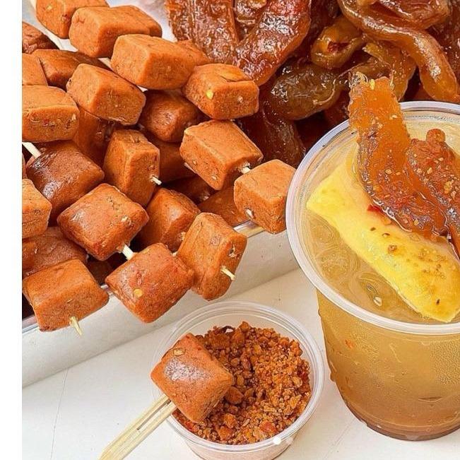 Tặng Muối 200g Kẹo me Thái sấy chua cay hiệu HOÀNG QUÂN kèm 50g muối