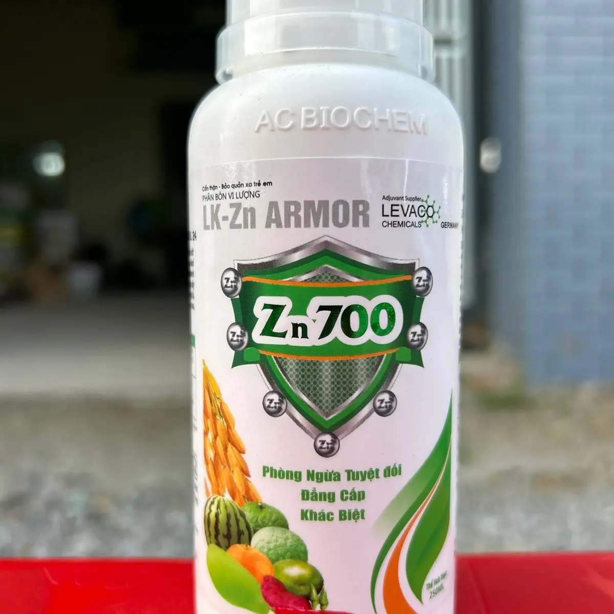 Phân bón lá hiệu Zn700 250ml Ifram