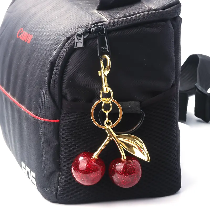 Móc Chìa Khóa Quyến Rũ Túi Anh Đào, Thiết Kế Trái Cherry Đỏ Tinh Tế Dành Cho Phụ Nữ Và Trẻ Em Gái, Mặt Dây Chuyền Túi Xách, Phụ Kiện, Quà Tặng, Móc Chìa Khóa Xe Hơi Tinh Tế, 1 Cái 2