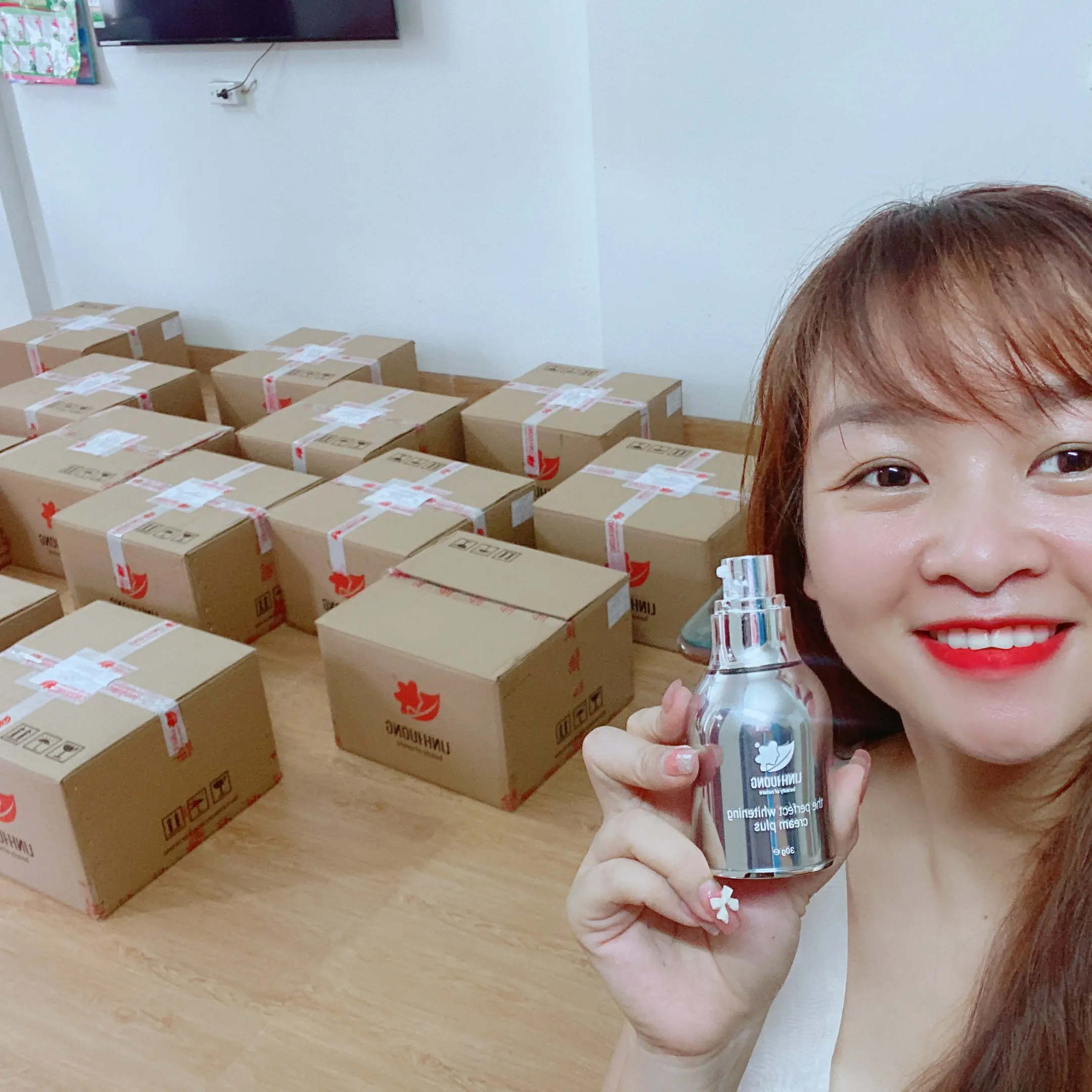 KEM DƯƠNG  LINH HƯƠNG ( HÀNG C/HÃNG) date xa