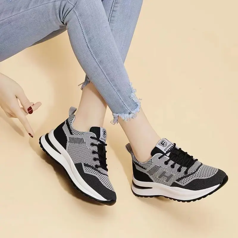 Giày Nữ, Giày Thể Thao, Dễ Phối Đồ Giày Chạy Bộ, Hàng Thật, Thường Ngày Và Nhẹ, Đế Mềm Và Chống Mài Mòn, Khối Màu, Khử Mùi, Phổ Biến 2