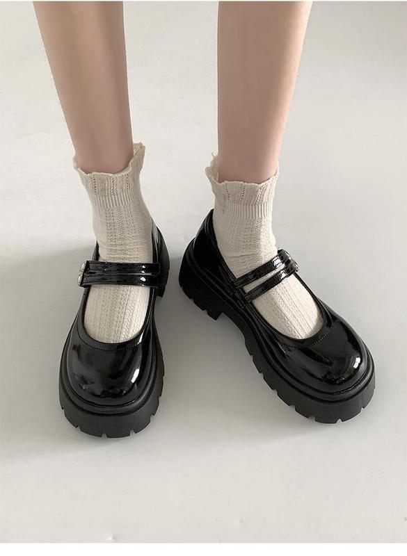 Product Introduction of Black and round Thick Bottom Mary Jane Small Leather Shoes Women 2024 New Retro Matching Skirt Low-Cut Chunky Heel Shoes 24