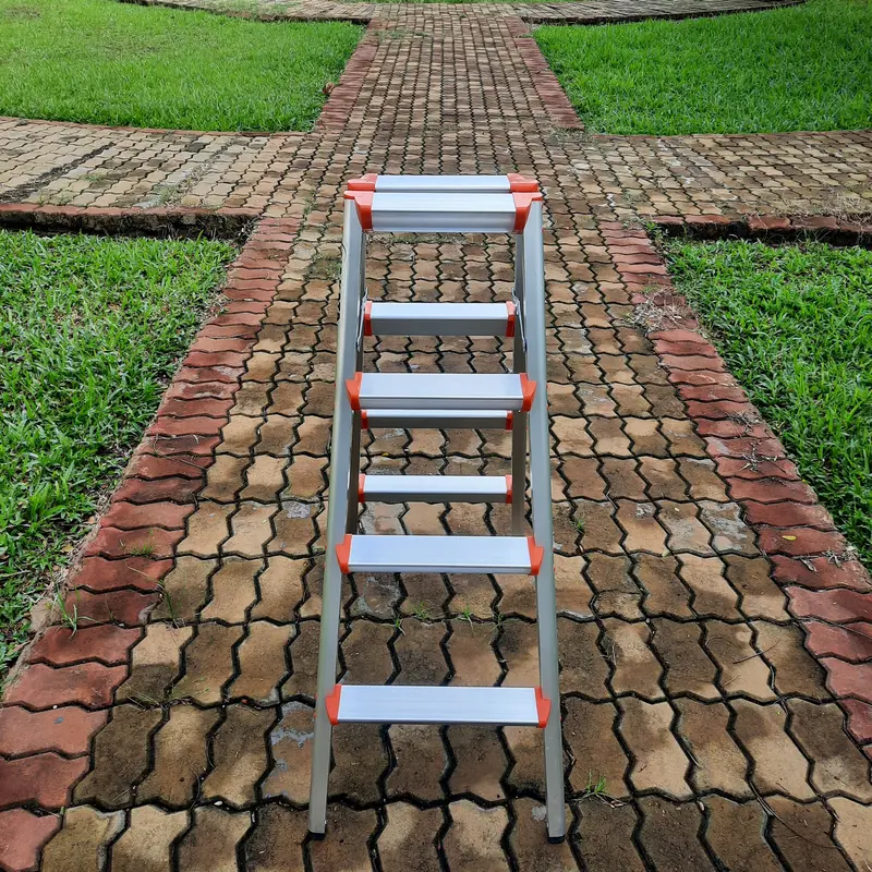 Thang Nhôm Chữ A bậc bằng NAKATA - Đủ Kích Thước (3 bậc-6 bậc) , trọng tải 150kg 4