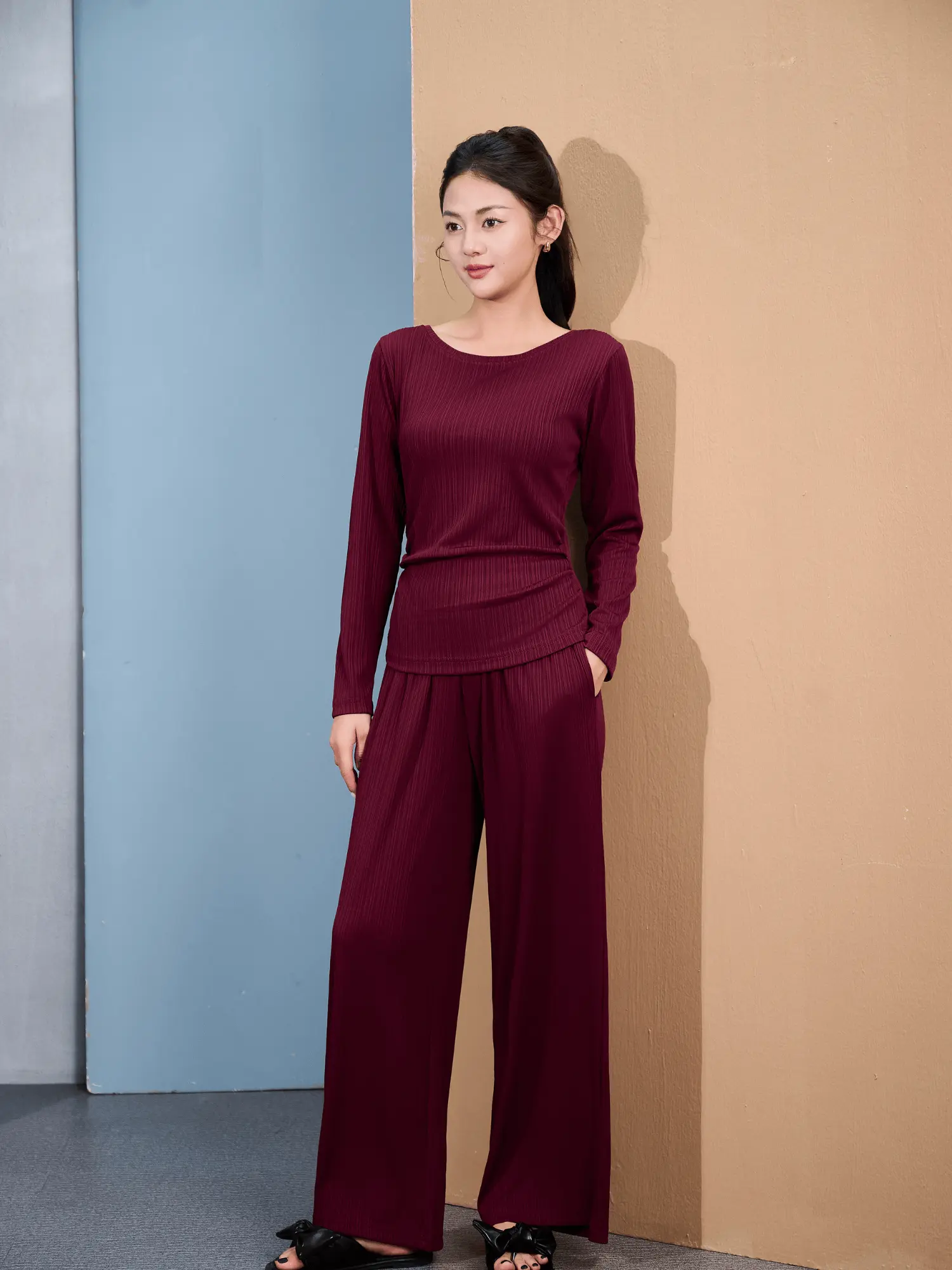 Bộ Quần Áo Thu Đông Cổ Thấp Laroma Cho Nữ Women | Basic - Giữ Ấm - Vải Thơm Nhung Thun Top Pants