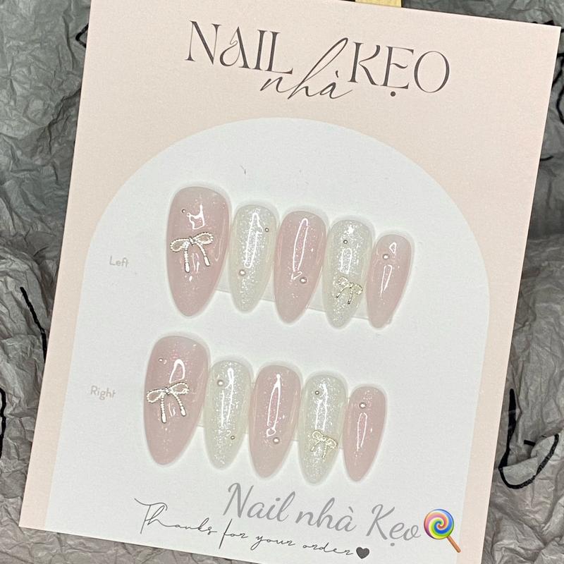 K76- nail box thiết kế Nhũ tuyết phối charm nơ bạc yao yao đánail