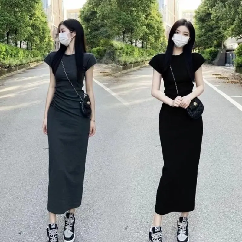 Short sleeved pleated dress for women in summer sweet and spicy waist and a slim round neck Grey knee length skirt