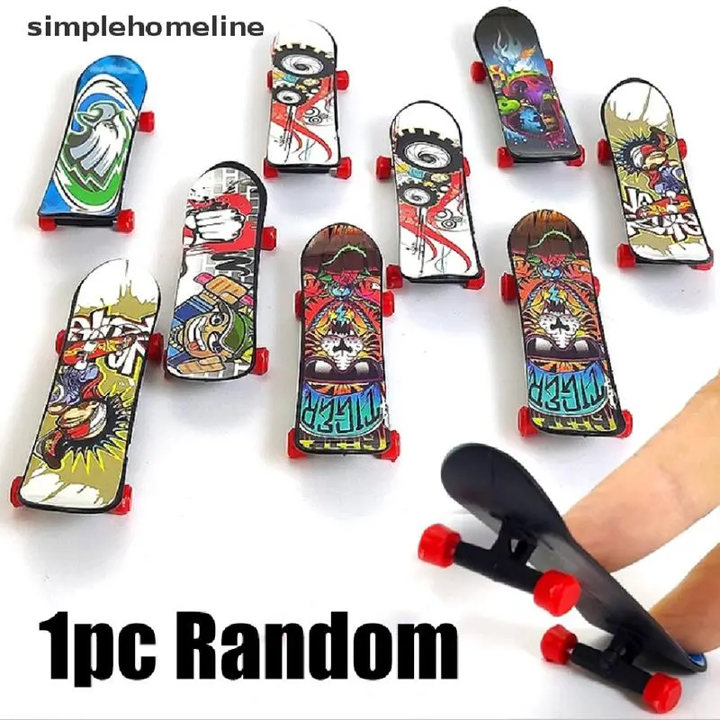 simplehomee 1x Plastic Finger Skate Scooter Boys Mini Skateboard Toy SHE