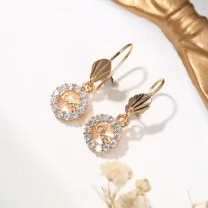 Anting Korea Tusuk Titanium Anti Karat Lapis Emas LOVE Liontin Anting Aksesoris Fashion Murah