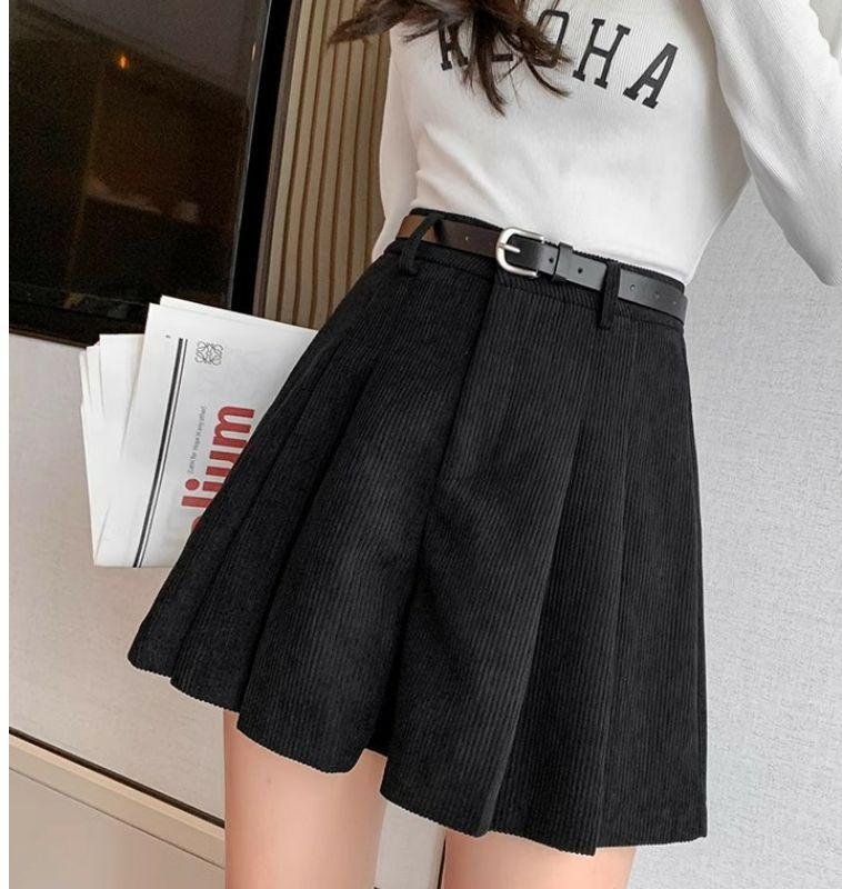Product Introduction of Women's High Waist Short Pants 7