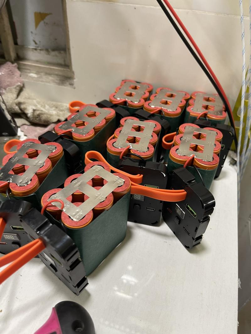 Product Introduction of SẠC DỰ PHÒNG 22.5W - 30.000mah SẠC NHANH - PIN TRÒN LION - NHỎ GỌN VỎ NHÔM 6 CELL PIN LI-ION 21700 || Tuyenergy 2
