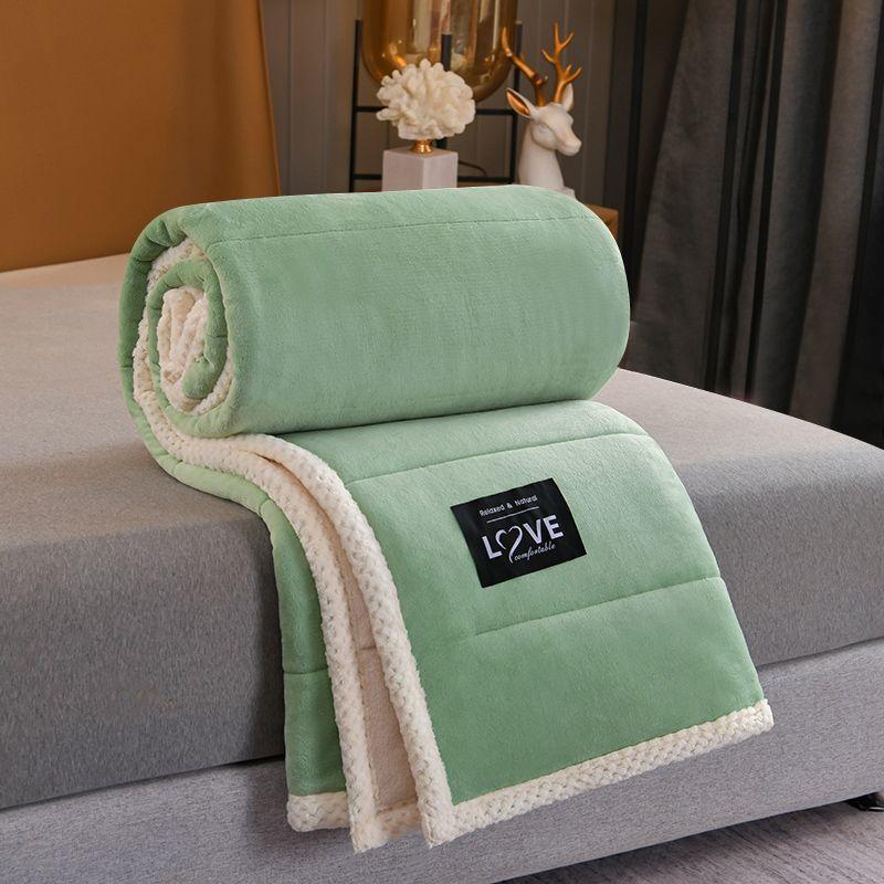 Product Introduction of Chăn, Ba Lớp, Lót Lông Cừu, Chăn Dày, Chăn Nhung Hai Mặt, Thích Hợp Cho Mùa Thu Và Mùa Đông, Làm Bằng vải lông cừu Berber, Có Thể Được Sử Dụng Làm Ga Trải Giường, Ấm Áp, Lý Tưởng Cho Ký Túc Xá 21