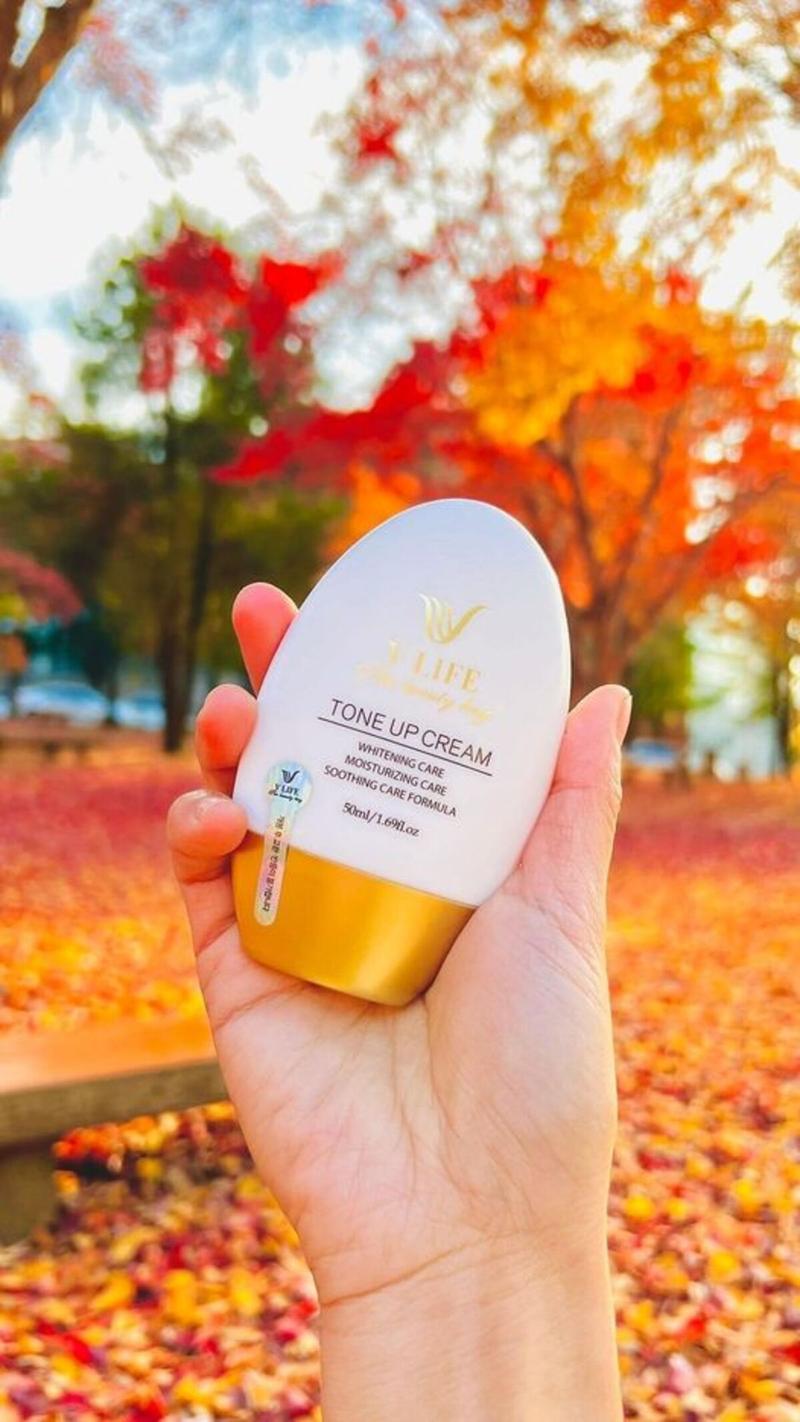 Product Introduction of Mã 02: KEM FACE TẾ BÀO GỐC - NGĂN NGỪA LÃO HOÁ, GIẢM NÁM - TÀN NHANG, DƯỠNG TRẮ.NG MỊ.N 12