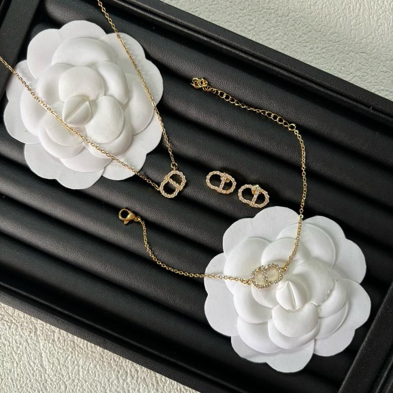 Bộ Trang Sức Titan Cao Cấp Không Gỉ Mạ Vàng 18k C D Dây Chuyền