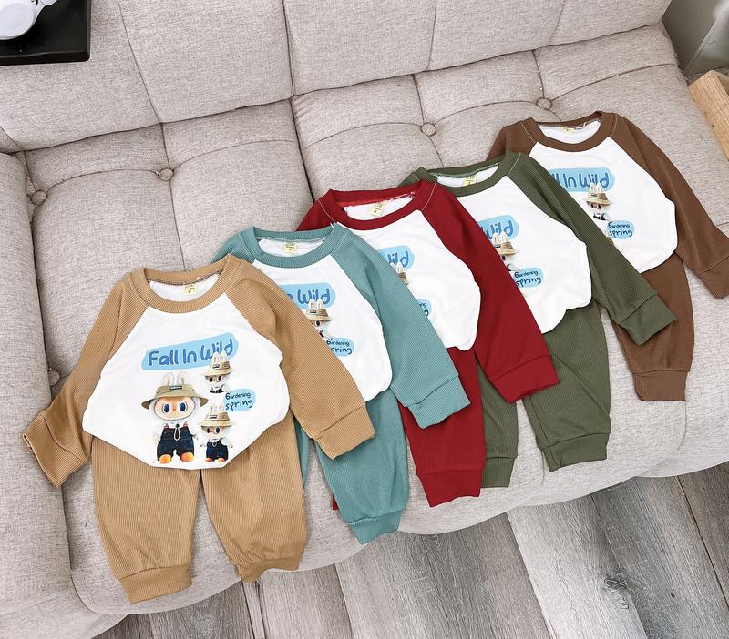 Product Introduction of Combo bộ tăm lạnh labubu cho bé trai 6-19 kg , bộ quần áo thu đông cho bé mặc đi học , ở nhà - Sandal Heo combo  5 6