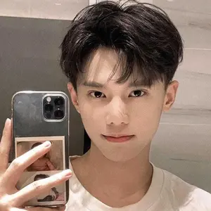 Rambut pendek para pria wig, patah pusat, rambut pendek kurus pria, versi Korea, tampan dan realistis, siswa hitam penuh penutup kepala