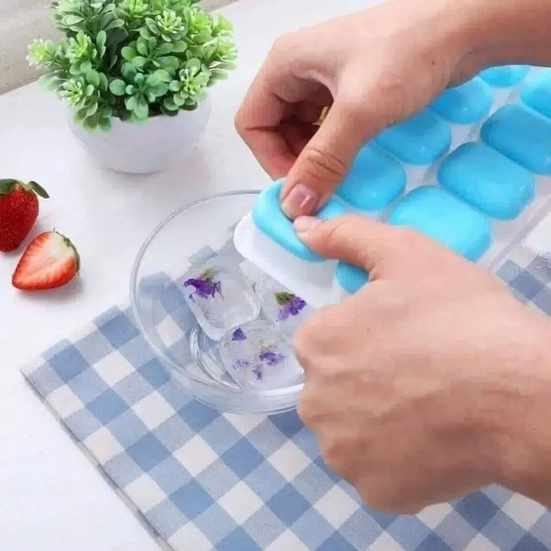 Combo 3 Khay Làm Đá Silicon Có Nắp Vệ Sinh