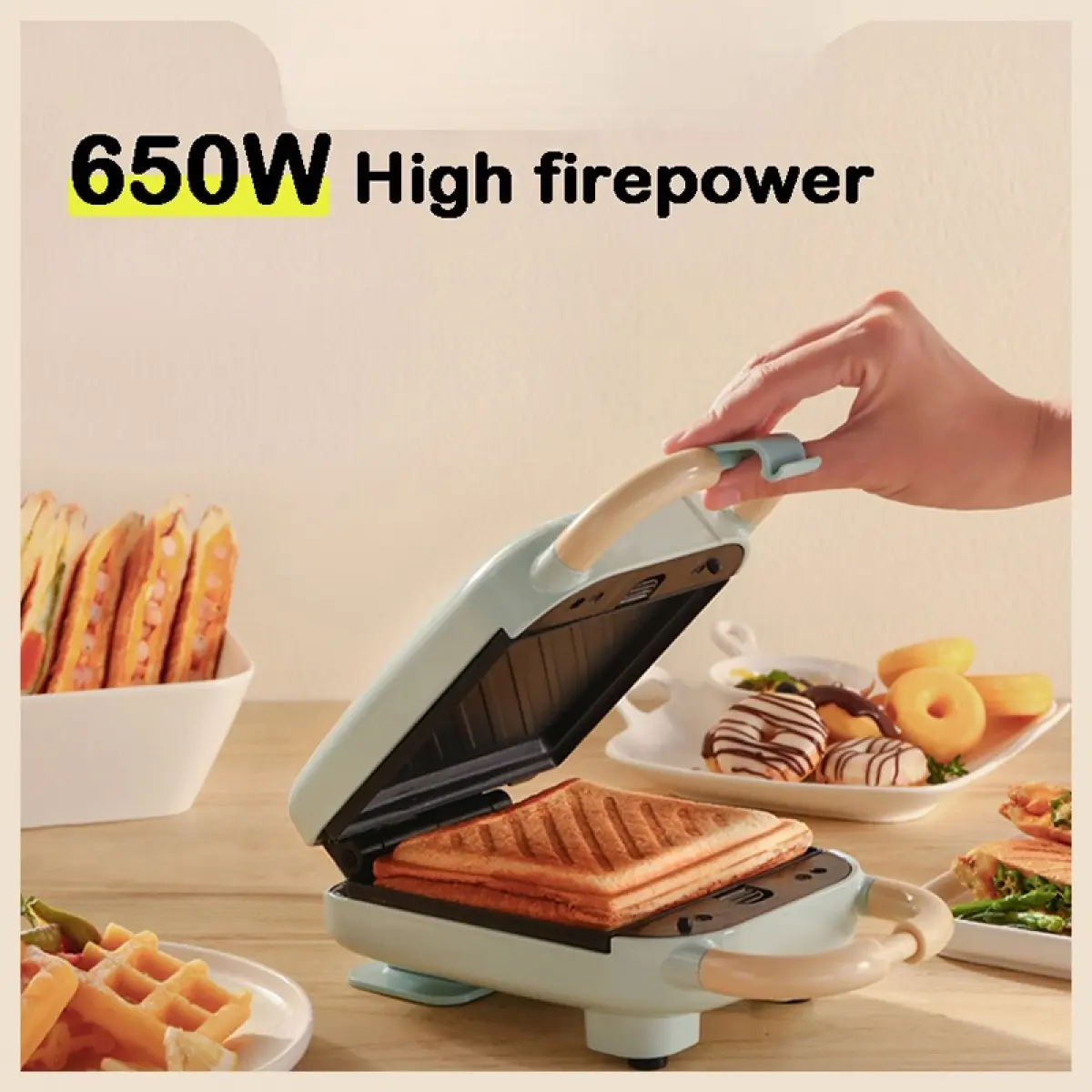 [SG Seller]Sandwich+waffle maker Breakfast Bread 650W Portable Household Small Baking Machine Multifunctional