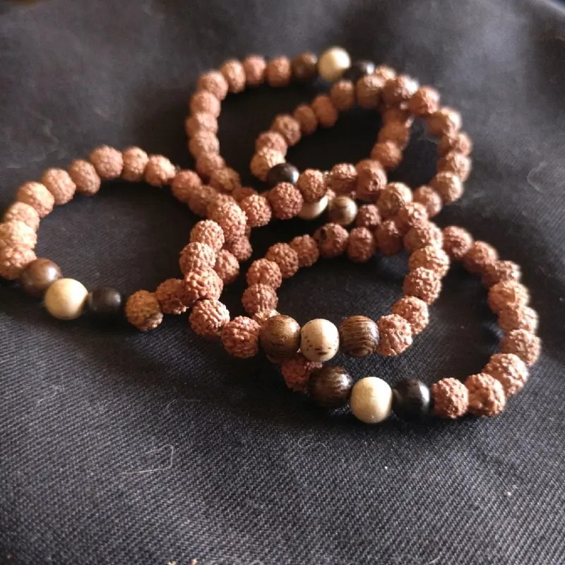 Gelang kayu sawan Bayi reborn 2