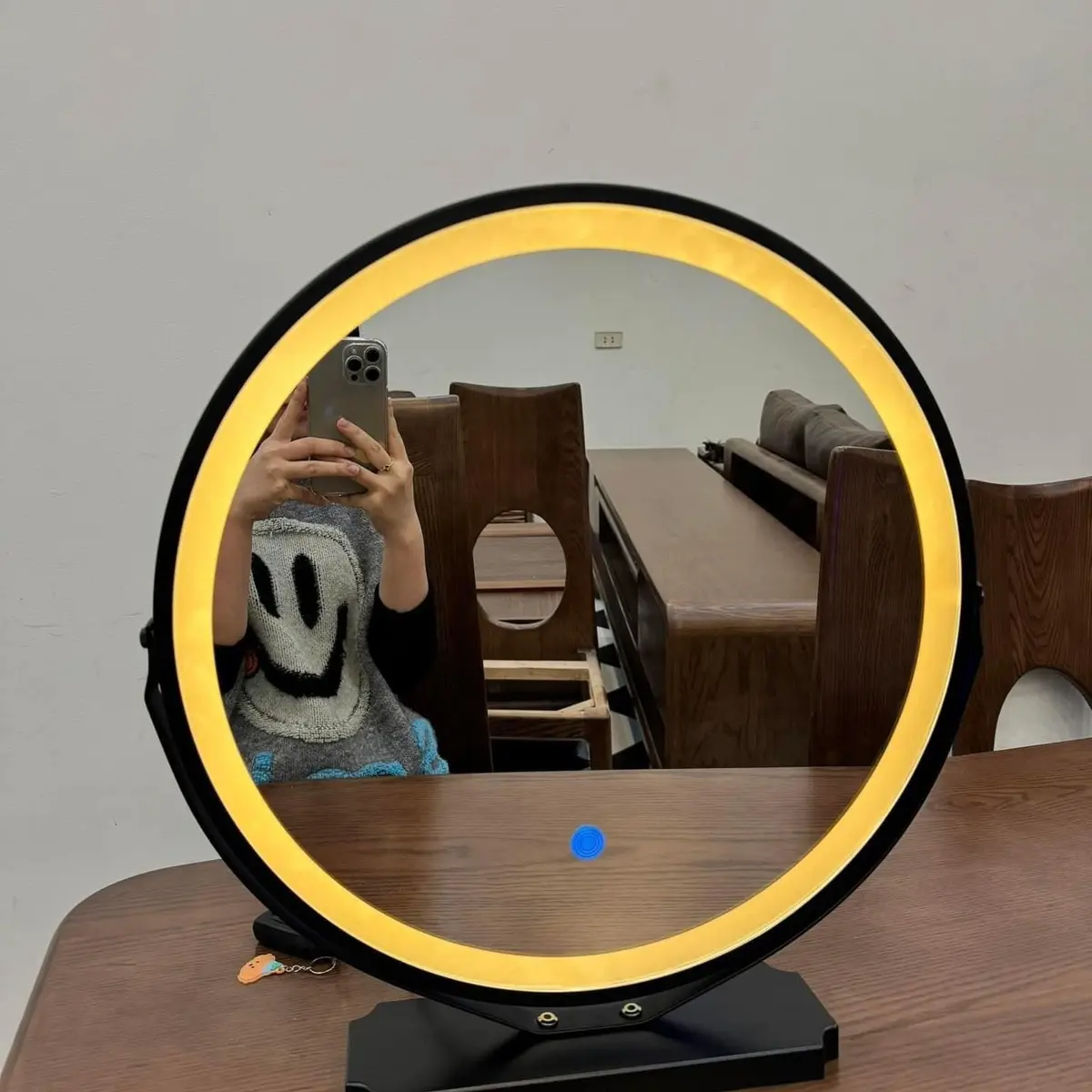 Gương led 3 màu tròn xoay 360