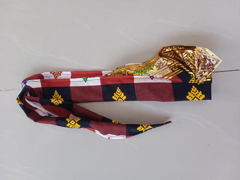 Udeng Ikat Setengah Jadi Motif Kotak Kotak Souvenir Hiasan Kepala Bali Abu Biru 2