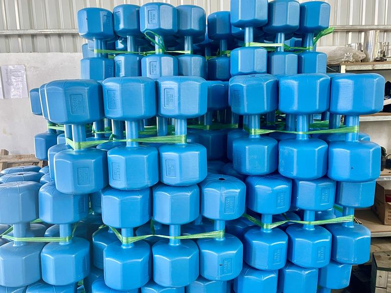 Vỏ tạ nhựa tay bát giác không ruột chưa nhồi (từ 6kg đến 12kg) 3