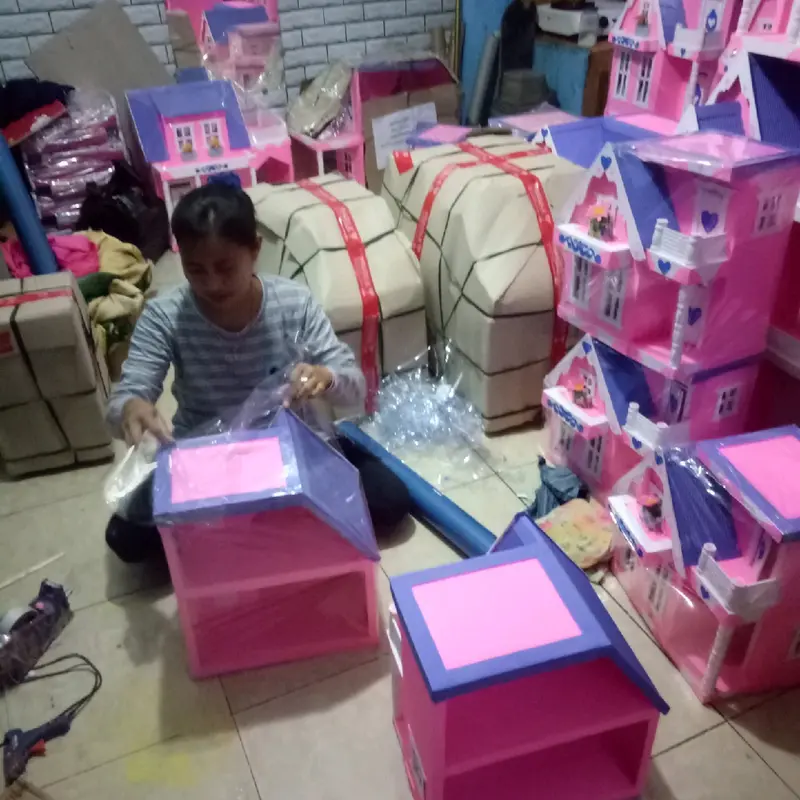 rumah boneka barbie 4