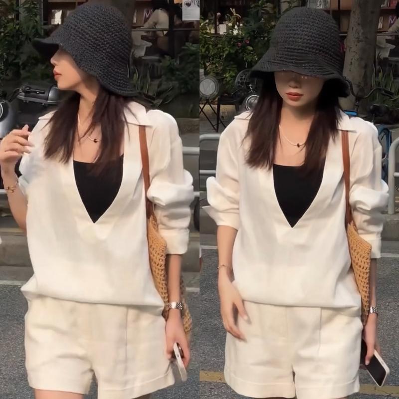  Áo sơmi trắng cổ V không cúc chất tơ cát mỏng nhẹ kèm áo bra đen 