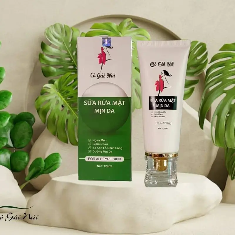 Sữa rửa mặt Co Gái Núi Gel Rửa Mặt Skincare 0