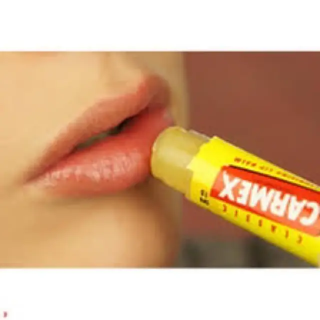 Son Dưỡng Môi Carmex Medicated Classic Lip Balm Mỹ Chống Nắng SPF15, Dưỡng Ẩm Làm Đẹp Da Nữ 2