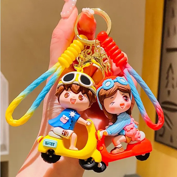 YK103 Gantungan kunci lucu Aksesori Tas Pasangan Liontin Kecil Rantai Kunci Mobil, Mobil Listrik Kreatif Anak Laki-laki dan Perempuan YK103 Resin Keychain