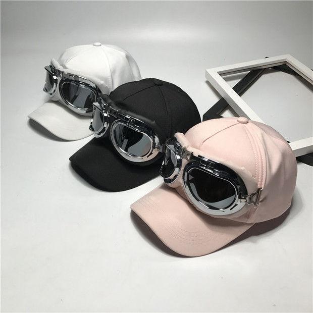 Product Introduction of Women's Korean Style Glasses Baseball Cap Trendy Pilot Sunshade Versatile Curved Brim Summer Cotton Couple Duckbill Cap 9