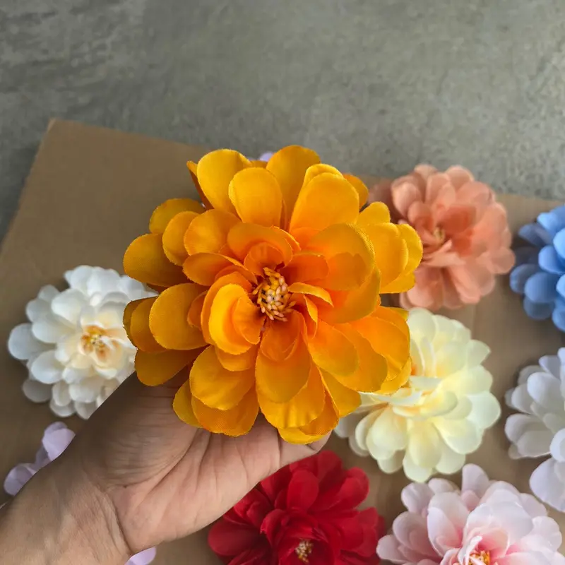 đầu bông cúc mặt trời to 10cm - hoa trang trí hộ quà - oản tài Lộc- cổng cưới - studio 2