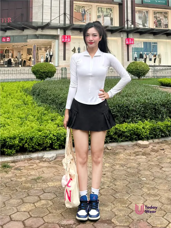 Set đồ tập áo Jolie Long Top Trắng mix chân váy Elly Skirt Đen Today U Wear 4