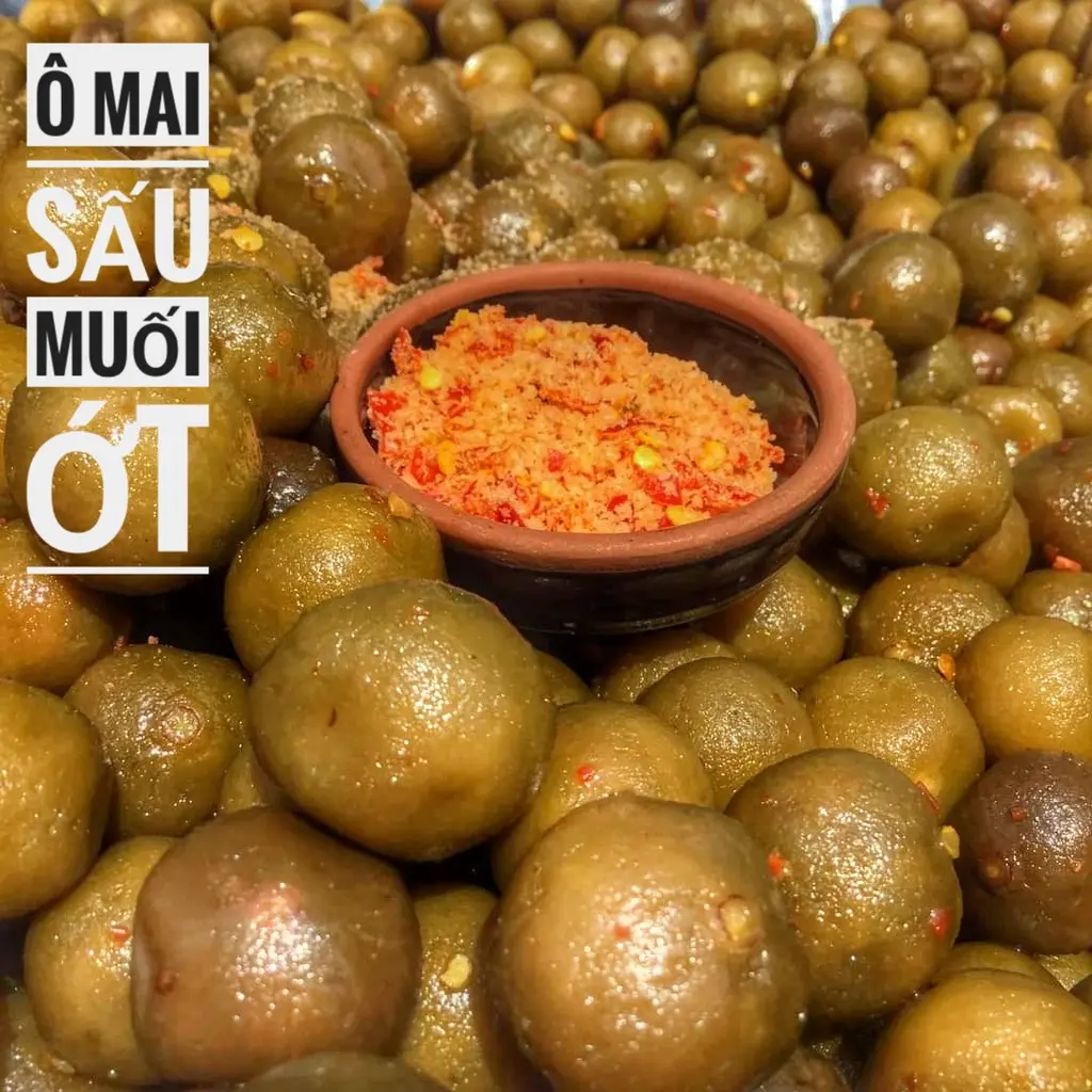 Sấu ngâm đường lắc muối ớt ngon - 500g Vị trái cây Snack Ăn Vặt Cay Food Thức Ăn