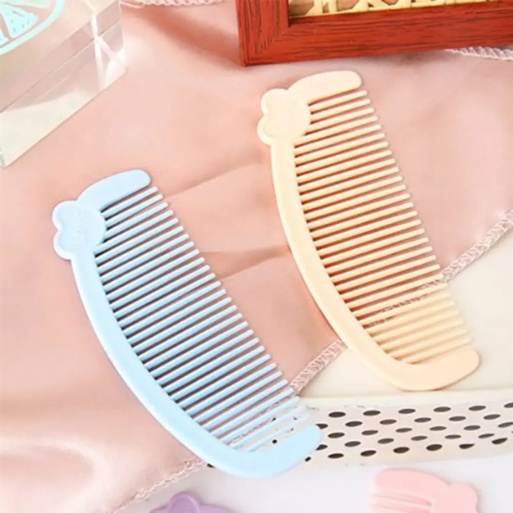 moiistty Cute Plastic Cartoon Love Mini Comb Mini Cartoon Love Cute Student Portable Hair Comb Wear Resistant Children Baby Girl Hair Comb