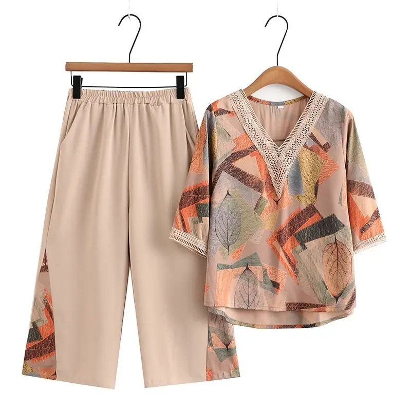 2025 Middle-aged and Elderly Summer and Autumn Tops Mom's Clothing High-end Three-quarter Sleeve Mom's Spring and Summer Clothes