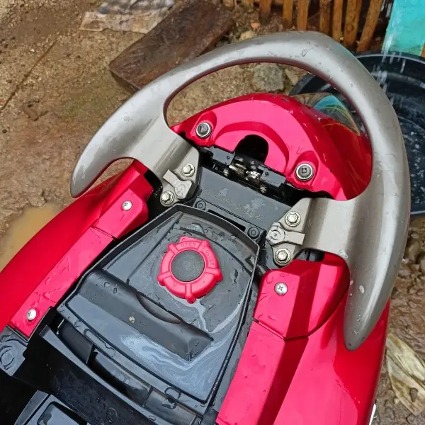 Tutup Tangki Variasi = Mio j, Fino 125, Soul GT 125, -Beat Fi, Scoopy Fi, Vario 125 - 150, Mio Smile, Mio sporty, Fazzio, Mio Gear.