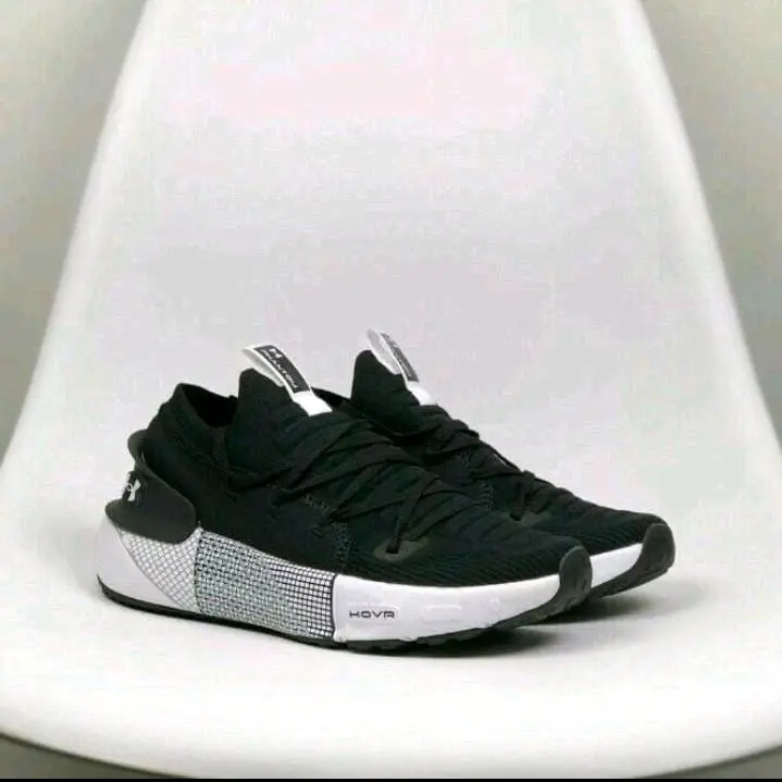 under amour hover phantom 3 black white 0