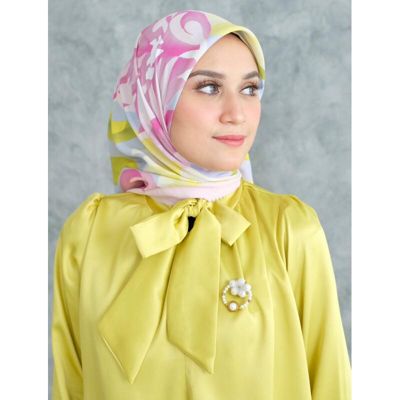 Aksesoris kalung dan bross posh blouse by Umita_headpiece / kalung kekinian / bross kekinian / kalung mutiara / bros mutiara / kalung handmade / bros handmade 4