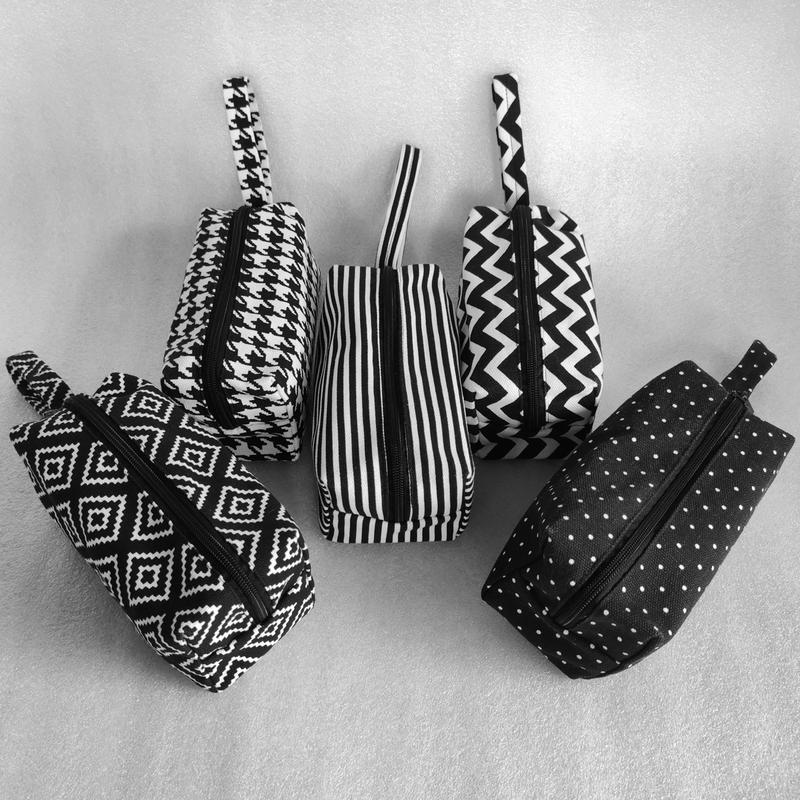 Pouch Kanvas Kotak Pouch Make Up Bisa Untuk Souvenir 18x9x7cm 1