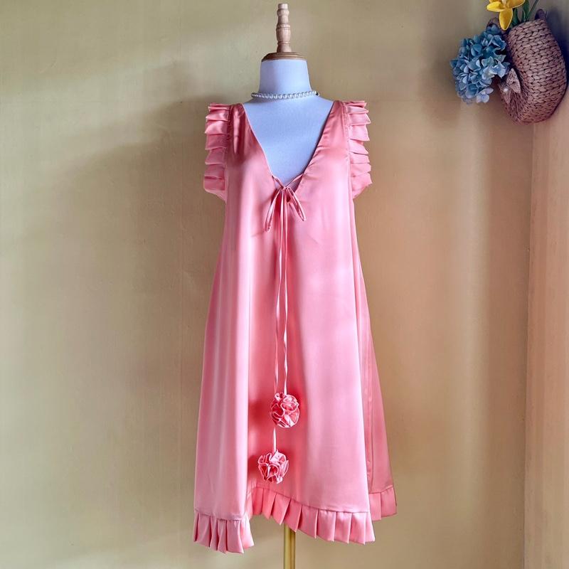 Đầm Ngủ Mặc Nhà Nữ Cổ Chữ V Cùng Dây Nơ Kết Bông Tròn Làm Thủ Công, Form Dáng Chữ A, Chất Liệu Lụa Trơn Mịn VN03  Women Dress váy vây 2