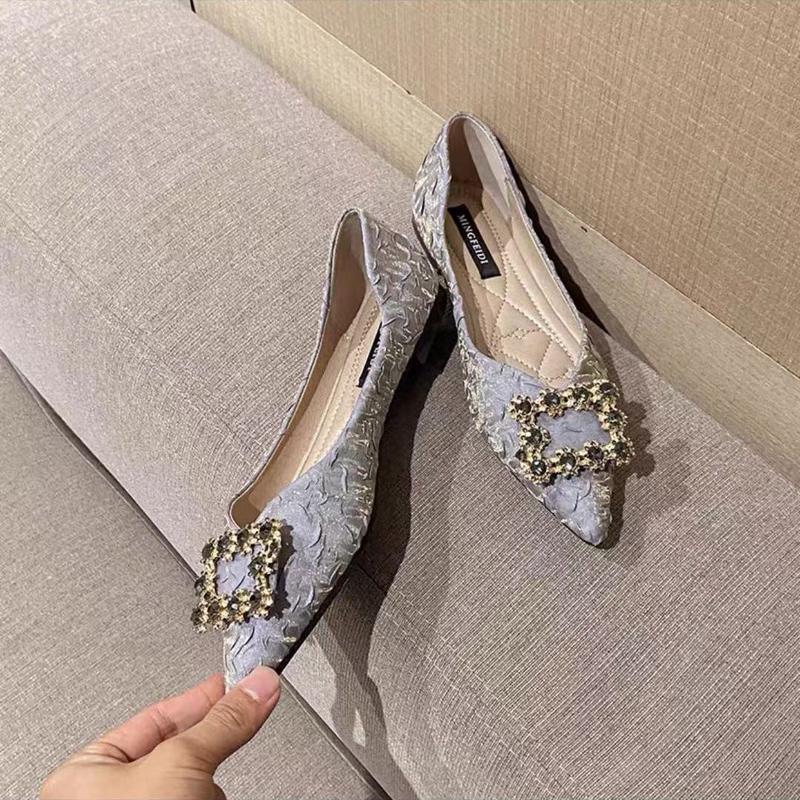 Giày Dễ Phối Đồ Đế Mềm, Cắt Thấp, Mũi Nhọn, Ngoại Cỡ, Bơm Phẳng, Phong Cách Wanwan Quý Cô Cổ Tích Nhẹ Nhàng, Hàng Mới Về Mùa Lò Xo 2024, Thích Hợp Cho Tất Cả Các Mùa 2