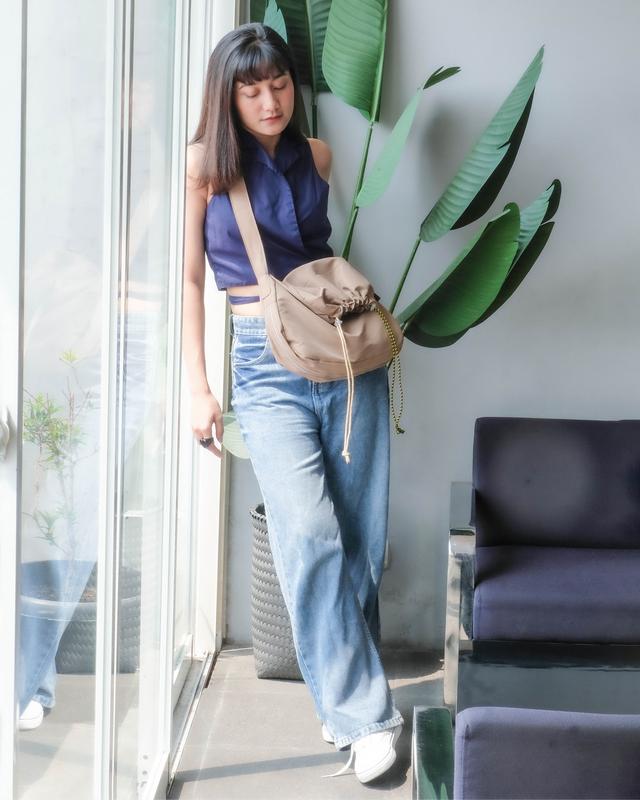 Imokey Oui Expandable Sling Bag - Tas Selempang Anti Air 8