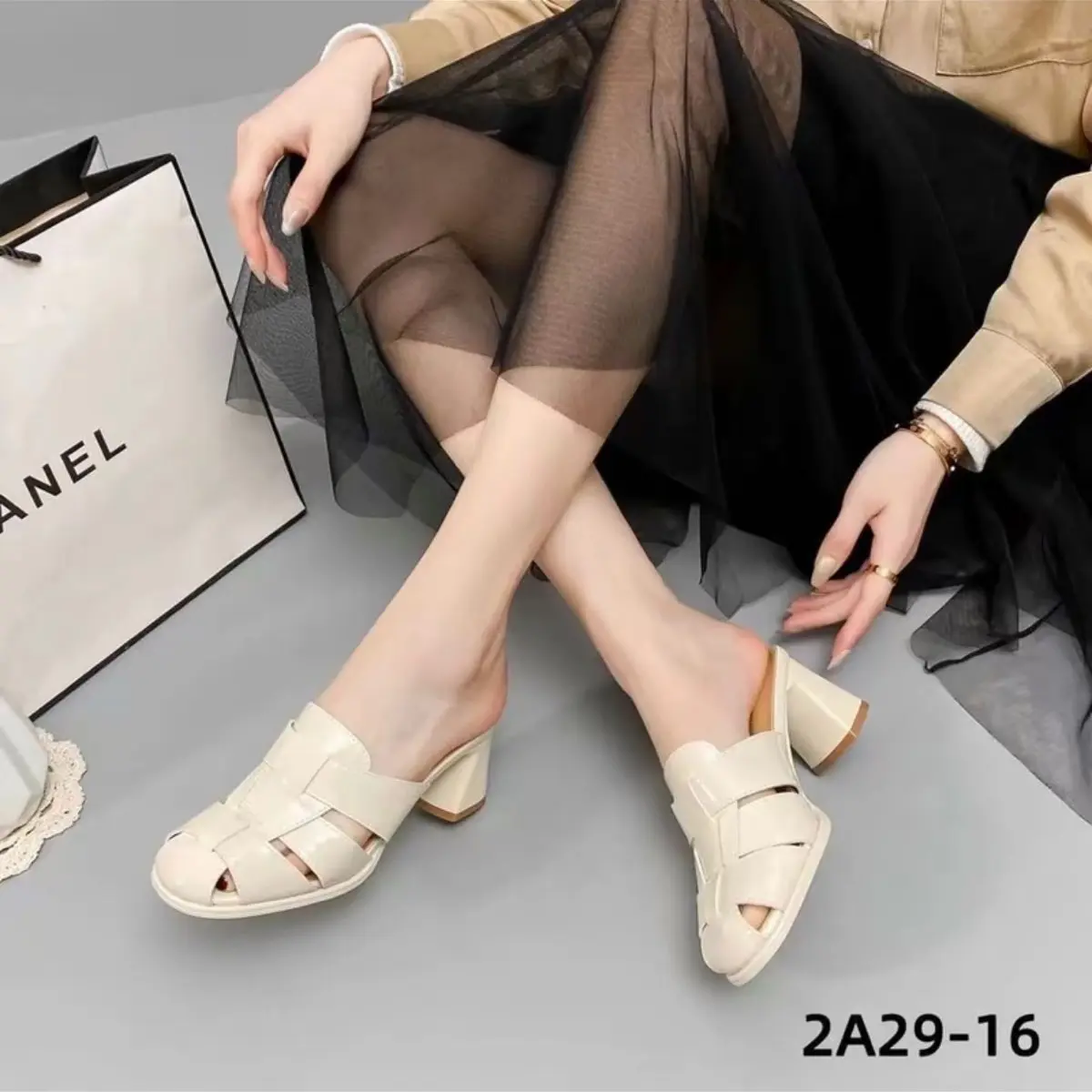 Sục hè nữ da xịn 2A29-16 Hàng công ty full box đế 6cm