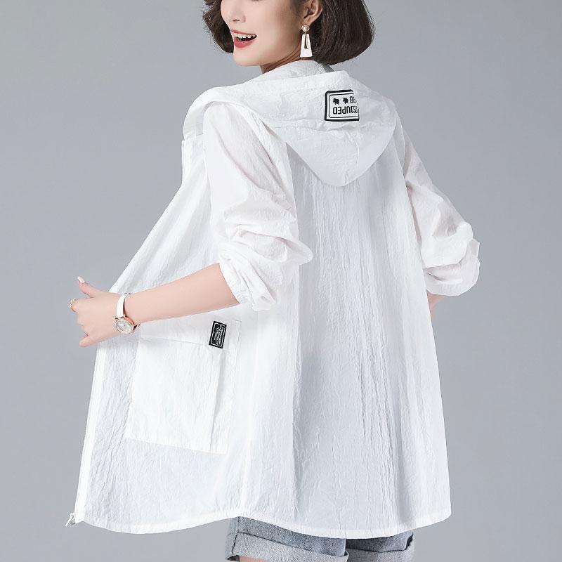Product Introduction of Plus Size S-5XL Women Sun Protection Trench Jacket Thin Zipper Hooded Summer Fashion Casual Elegant Loose Windbreaker Coat Outerwear White Grey Pink Red Green Purple 23