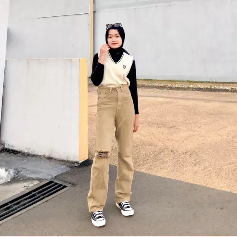 MISU STORE - Celana Kulot Jeans Sobek - Celana Kulot Loose Jeans Destoy Vania - Kulot Jeans Ripped Jeans TGH 0