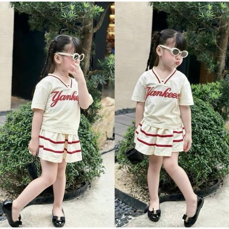 SET VÁY XẾP LY YANKEES, VÁY THỜI TRANG CÓ LÓT QUẦN CHO BÉ GÁI 9-35KG. 1