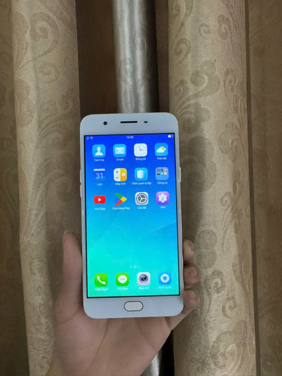 [Chính Hãng SALE] Máy F1S Hỗ trợ 4G-2sim-1 thẻ nhớ -tải các ứng dụng hiện nay-Xem Phim-Nghe Gọi-Lướt Wed-Học Tập. Bảo Hành 12 Tháng-Tặng Kèm Phụ kiện.dùng mọi lứa tuổi-Ảnh chính chủ thực tế.trước khi gửi được kiểm tra kỹ
